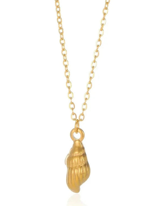 Shell Pendant necklace