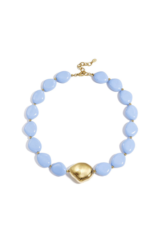 Necklace with statement beads