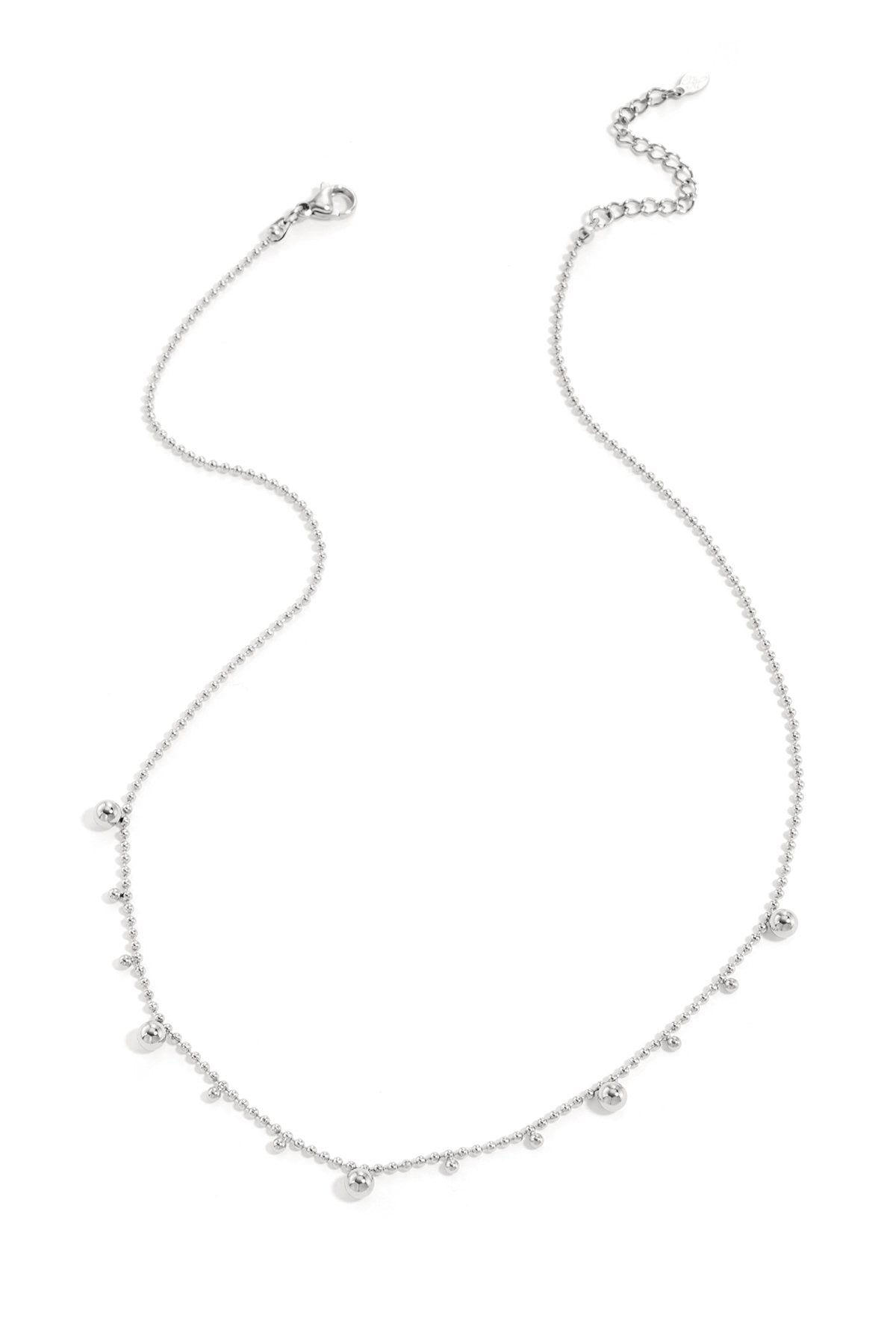 Alternating balls necklace